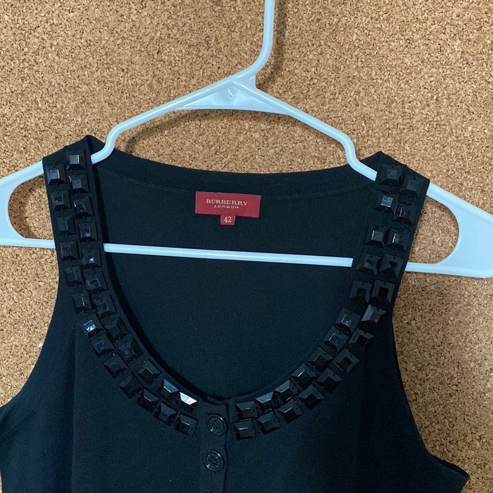 Gorgeous Burberry London top. Like new condition.